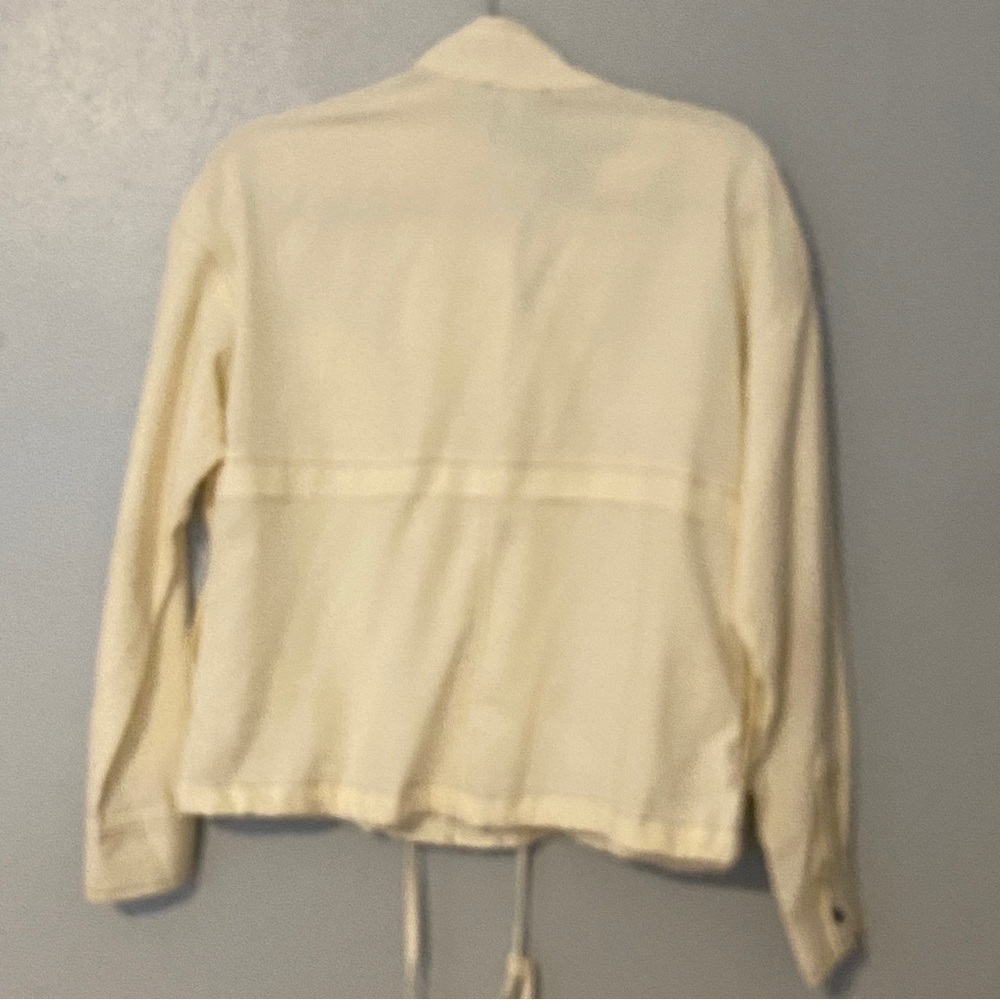 Jacket - Picture 2 of 5